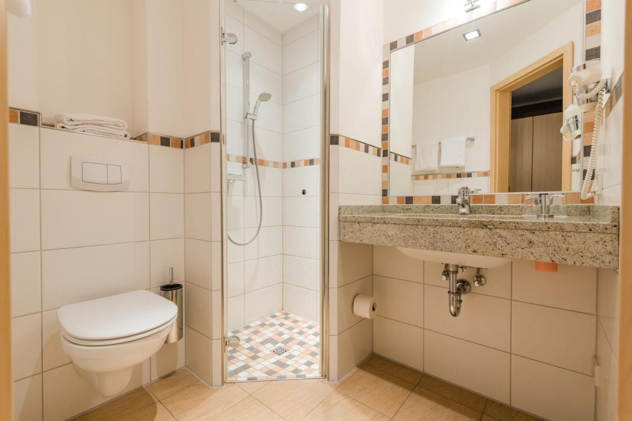 Hotel Am Fischerhafen Ditzum Zewnętrze zdjęcie